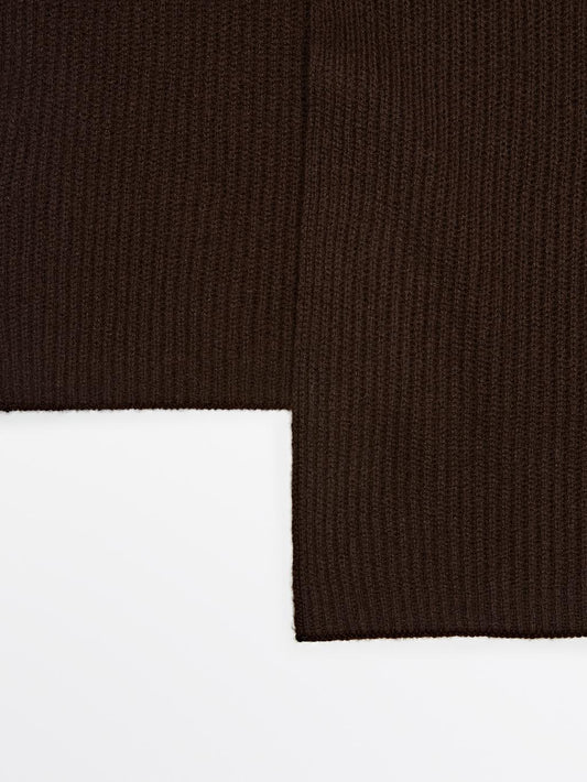 Ribbed 100% cashmere scarf